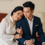 Ngay sau ca sinh, người vợ run rẩy ký vào đơn ly hôn trong nước mắt