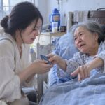 Từ vùng sâu vùng xa lên thành phố học, không có tiền đóng học phí tôi qu yết định làm nghề một vốn 4 lời. Mỗi tháng tiếp 10 vị “kh:ách V.IP” là tôi có 25 triệu, chưa kể được ở miễn phí