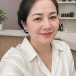 Anh chồng 26 tuổi cưới vợ 65 tuổi: Tưởng “tham tiền”, sự thật khiến cả làng nín lặng…