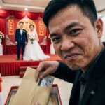 Người xưa dặn kĩ: Nghèo không sửa cửa, giàu không dời mộ, con cháu không nghe khốn khó 3 đời